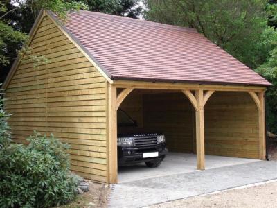 Pic 2. 6.0m x 6.0m 2 bay Carriage House with tiled roof and lining kit